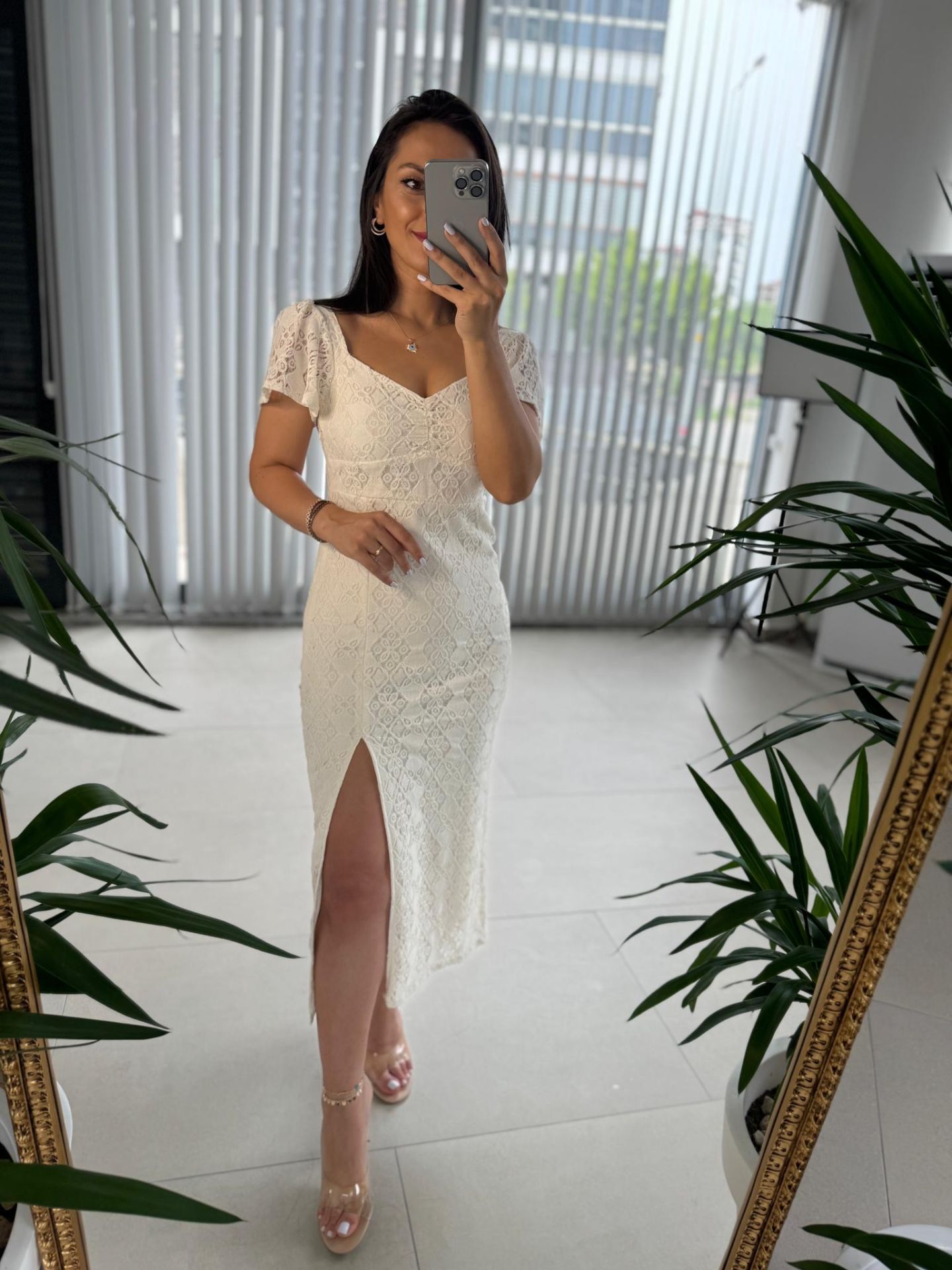 My 3423 Kalp Yaka Krem Dantel Elbise