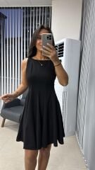 My 3692 Kolsuz Eteği Parça Dikişli Siyah Çan Elbise