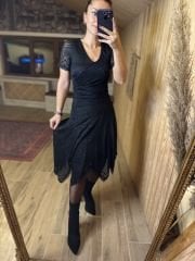 Mc Eteği zikzaklı dantel elbise