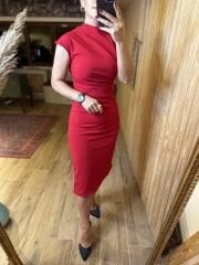 Crep drapeli kırmızı kalem elbise