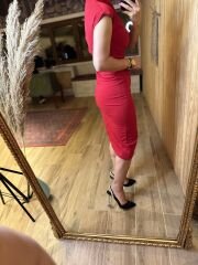 Crep drapeli kırmızı kalem elbise