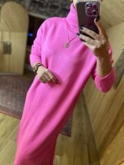 Pembe Oversize balıkçı triko elbise