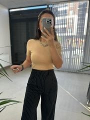 Gk Çizgili Yan Düğme Detaylı Siyah Pantolon