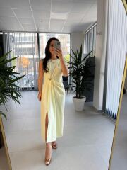 My 3718 Butter Yellow Broş Detaylı Krep Elbise