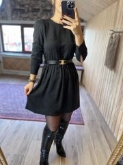 Anthrazitfarbenes Kleid mit Lederpaspelierung