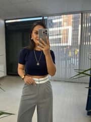 Dv Laci Crop