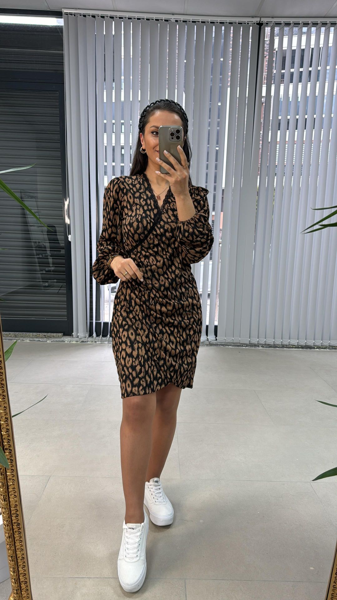 Leo Brown Knitwear Dress with Mc Scallop Detail