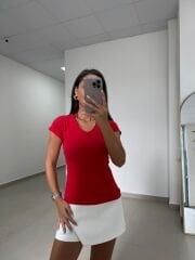 İv 011  V Yaka Kırmızı Tişört
