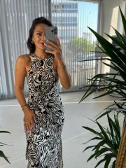 Mc 5893 Knitted Dress with Knot Detail
