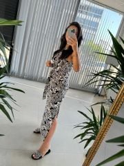 Mc 5893 Knitted Dress with Knot Detail
