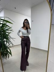 MN V Yaka Beyaz Drapeli Sandy Bluz