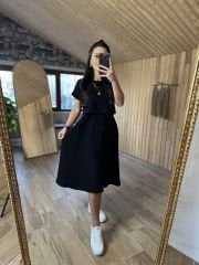 Siyah bluzlu midi elbise