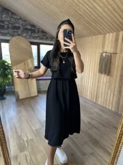 Siyah bluzlu midi elbise