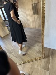 Siyah bluzlu midi elbise