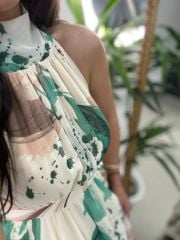 Mein 3242 Grünes Neckholder-Chiffonkleid
