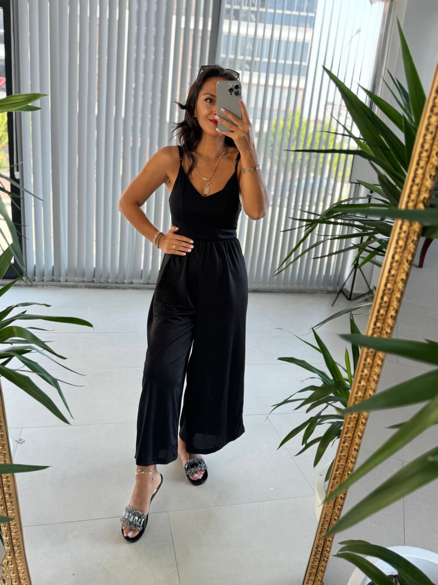 Sg İp Askılı Siyah Tulum