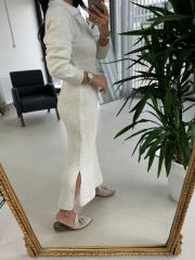 My Yakalı Krem Triko Elbise