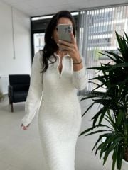 My Yakalı Krem Triko Elbise