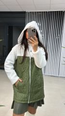 Yeşil Kapüşonlu Buklet Mont
