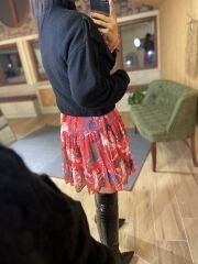 Yaka fırfırlı siyah kazak