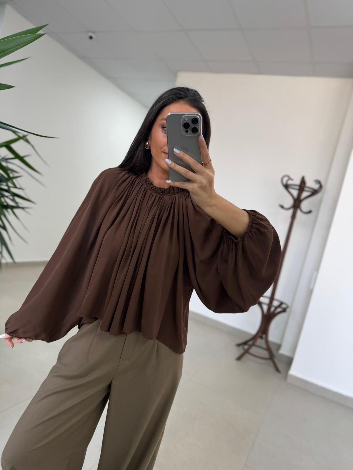 Fp 4959 Yaka Büzgülü Kahve Bluz