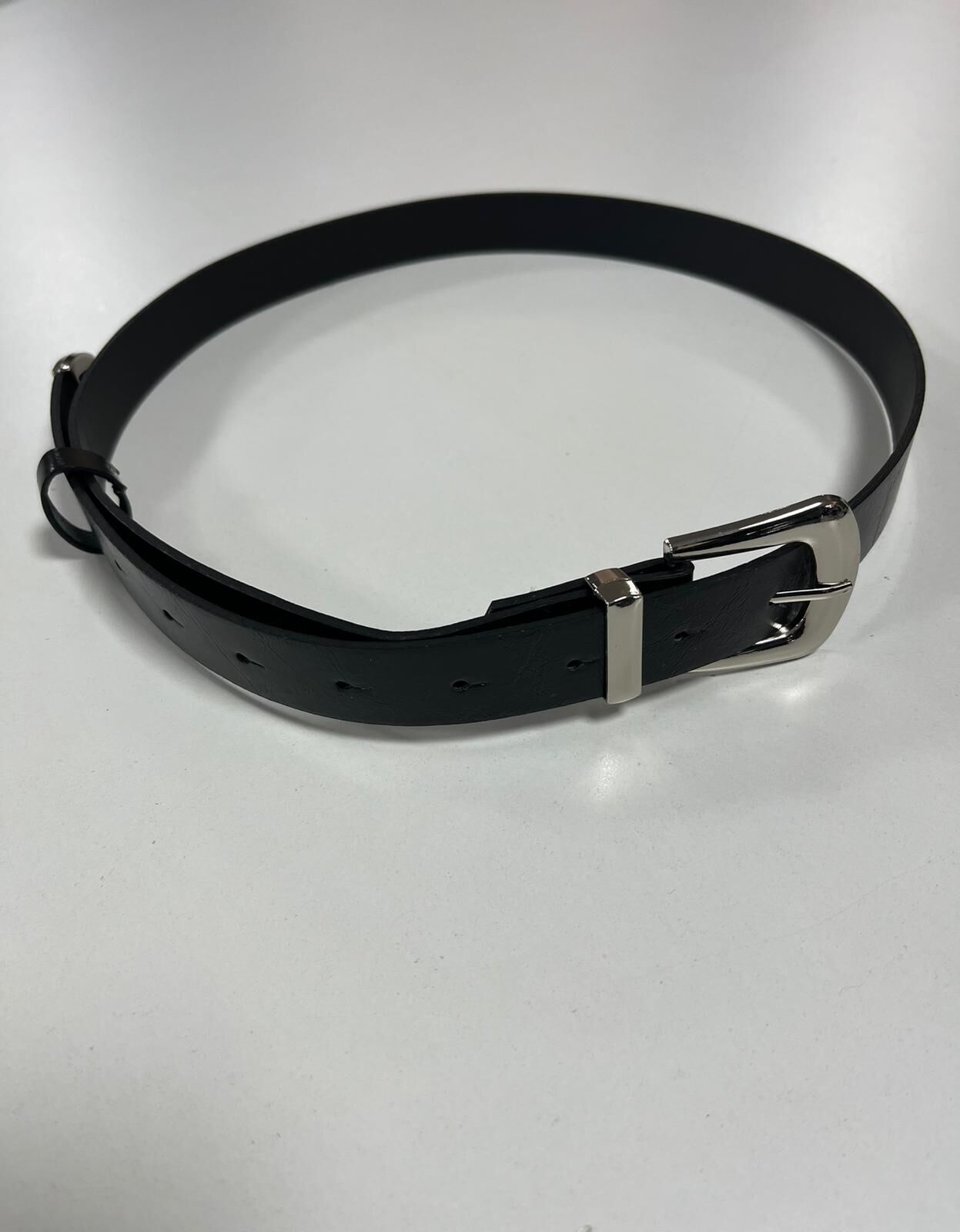 1712 Gümüş Tokalı Siyah Kemer