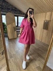 Kısa kollu pembe poplin elbise