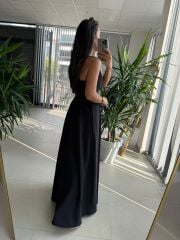 My 3795 Askılı V Yaka Taşlı Siyah Maksiboy Elbise