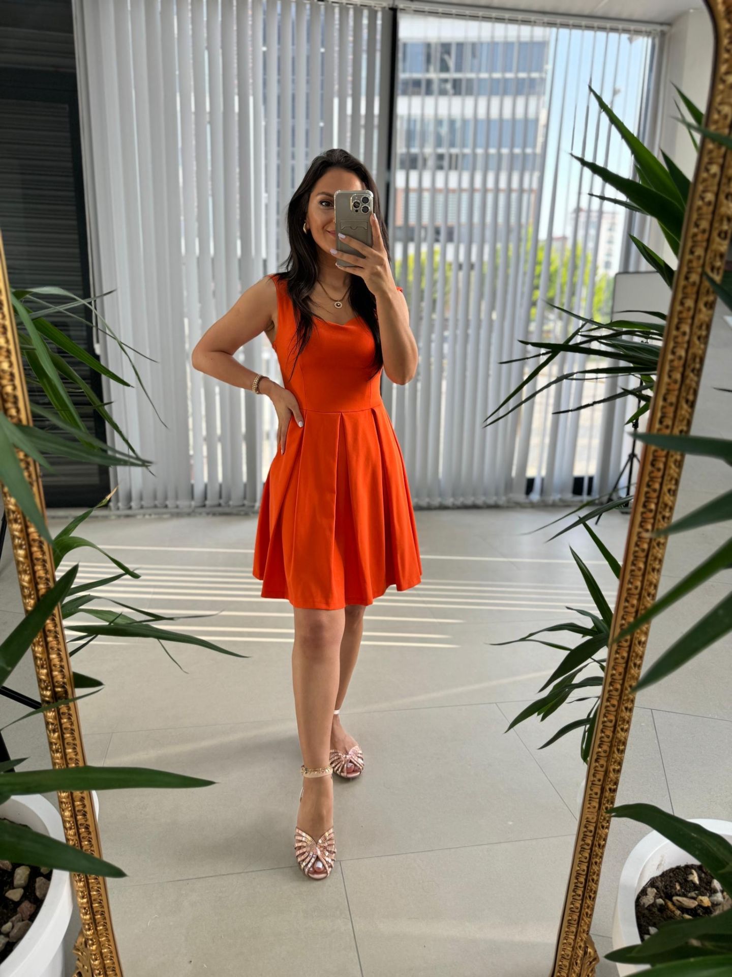 Mc 5874 Turuncu Kalp Yaka Elbise