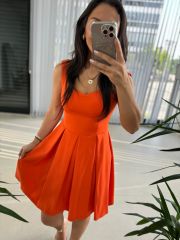 Mc 5874 Turuncu Kalp Yaka Elbise