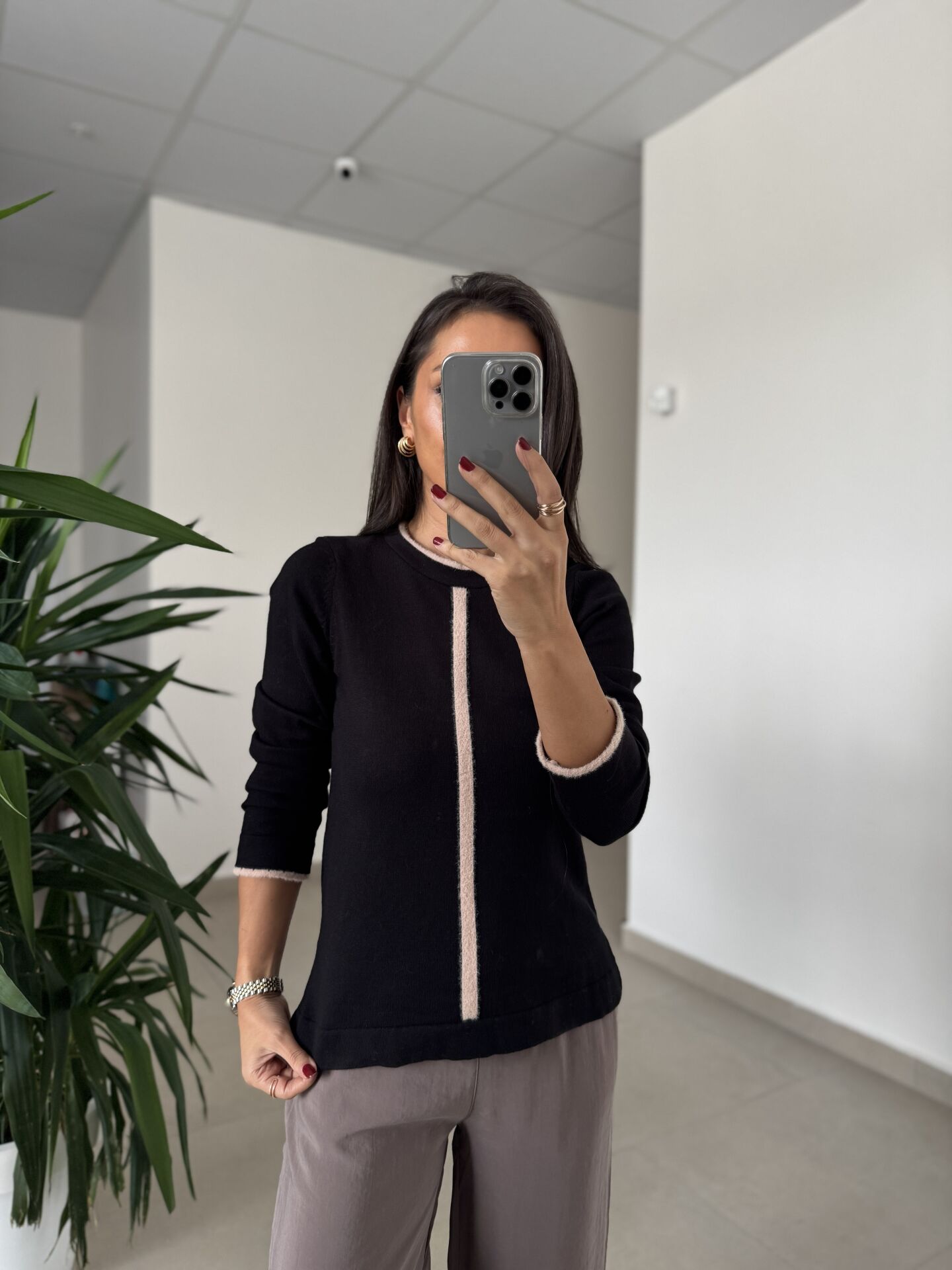 Orj. Marka Vizon Geçişli Siyah Triko kazak