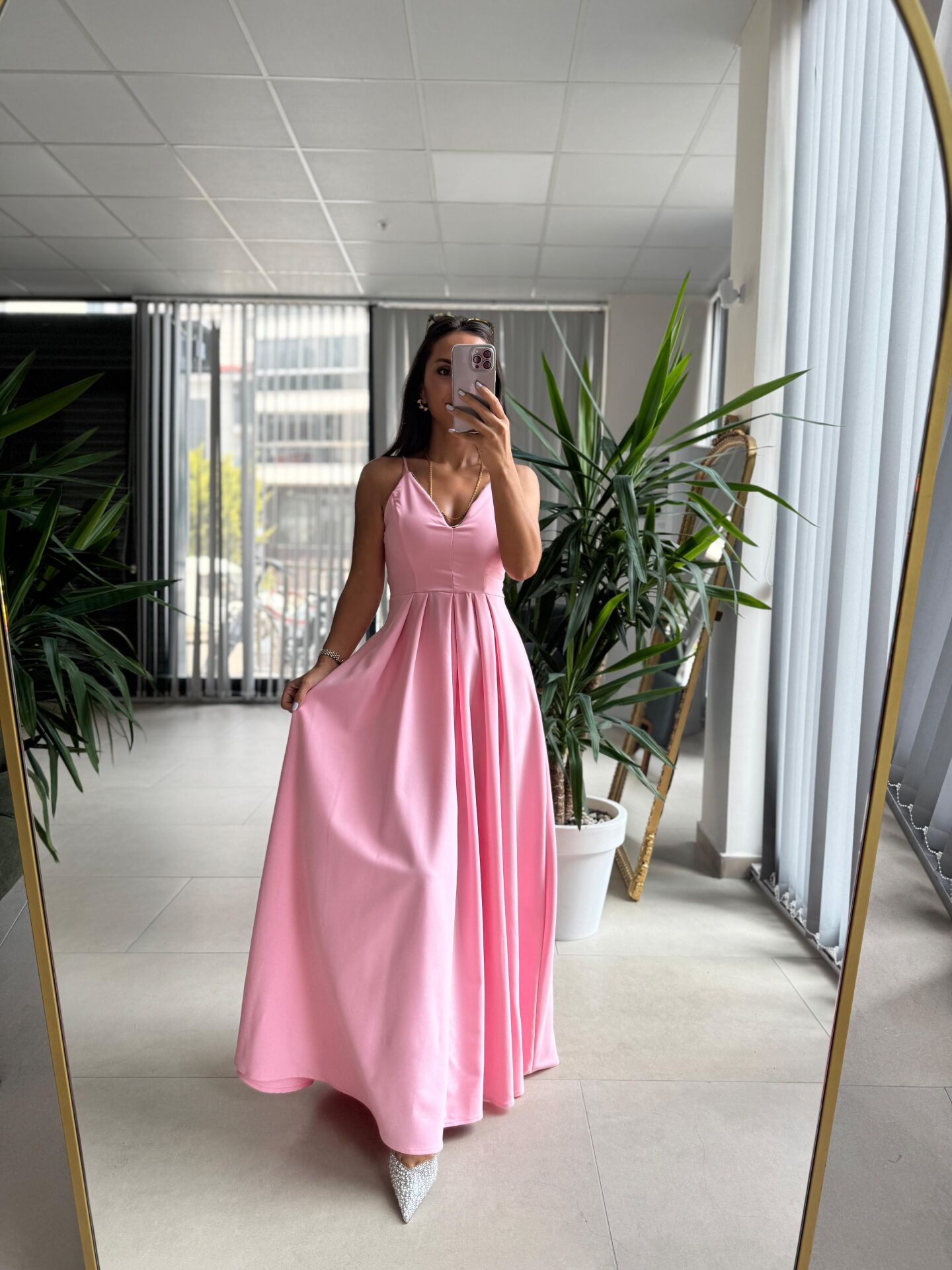 My 3795 Askılı V Yaka Taşlı Pembe Maksiboy Elbise