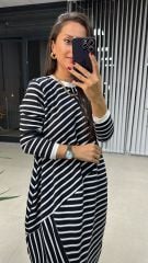 Langes marineblau-weiß gestreiftes Kleid von Dr