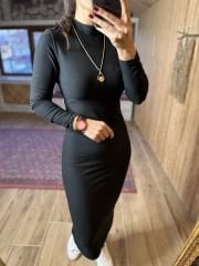 Yumoş siyah kalem elbise