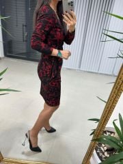 Mc Kruvaze Kırmızı Geçişli Triko Elbise