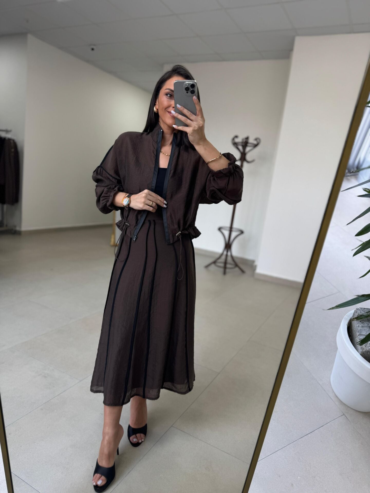 Kd 7841 A.Kahve Nervürlü  Etekli Premium Tasarım Takım