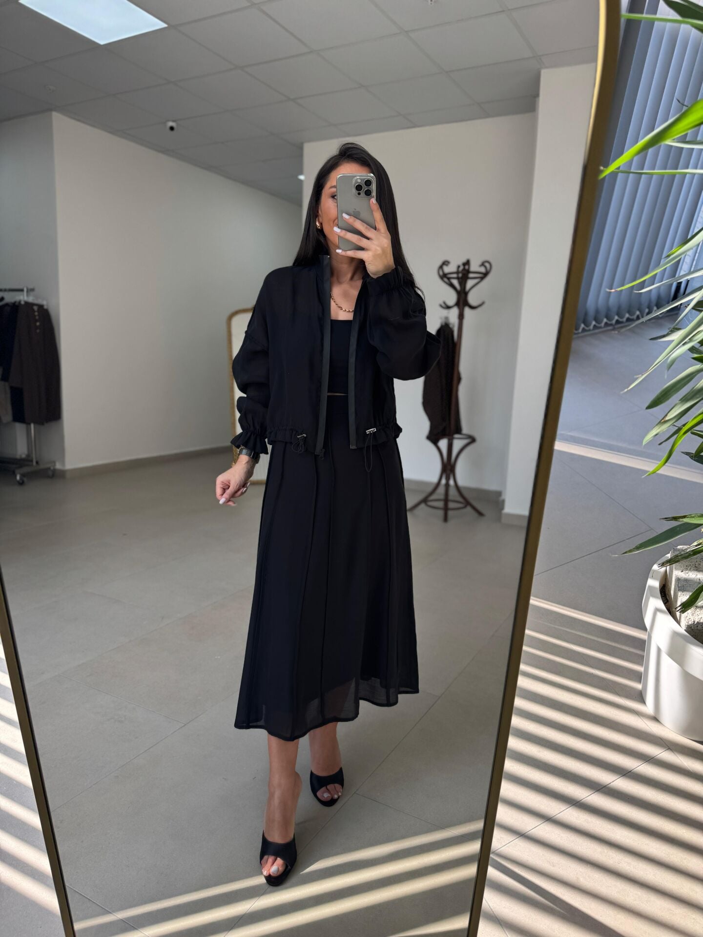 Kd 7841 Siyah Nervürlü  Etekli Premium Tasarım Takım