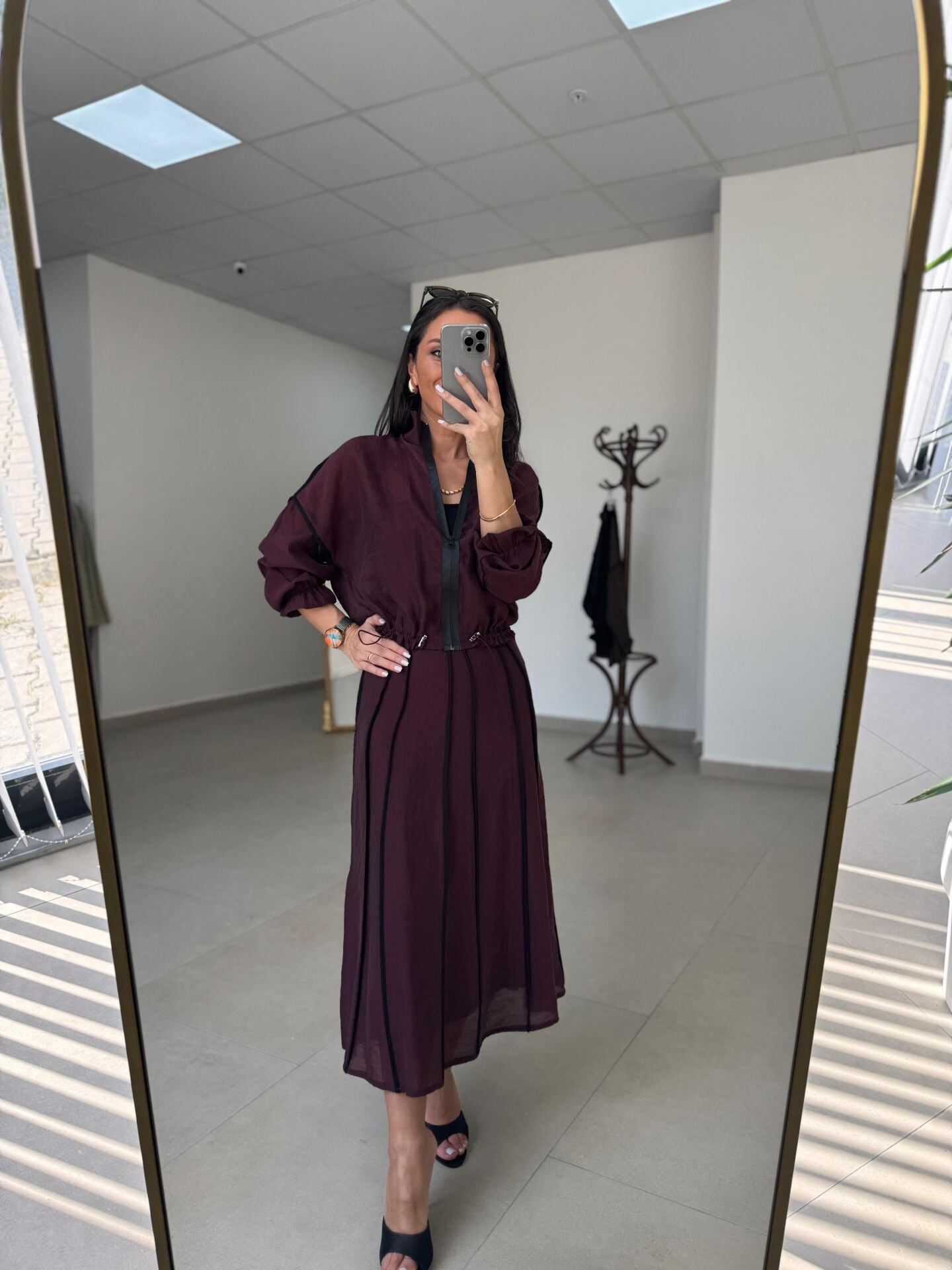 Kd 7841 Mürdüm Nervürlü  Etekli Premium Tasarım Takım