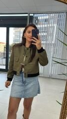 Bomber-Khaki-Mantel mit Vordertasche