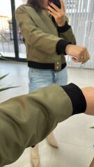 Bomber-Khaki-Mantel mit Vordertasche
