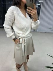 Kruvaze Bağlamalı Krem Kazak