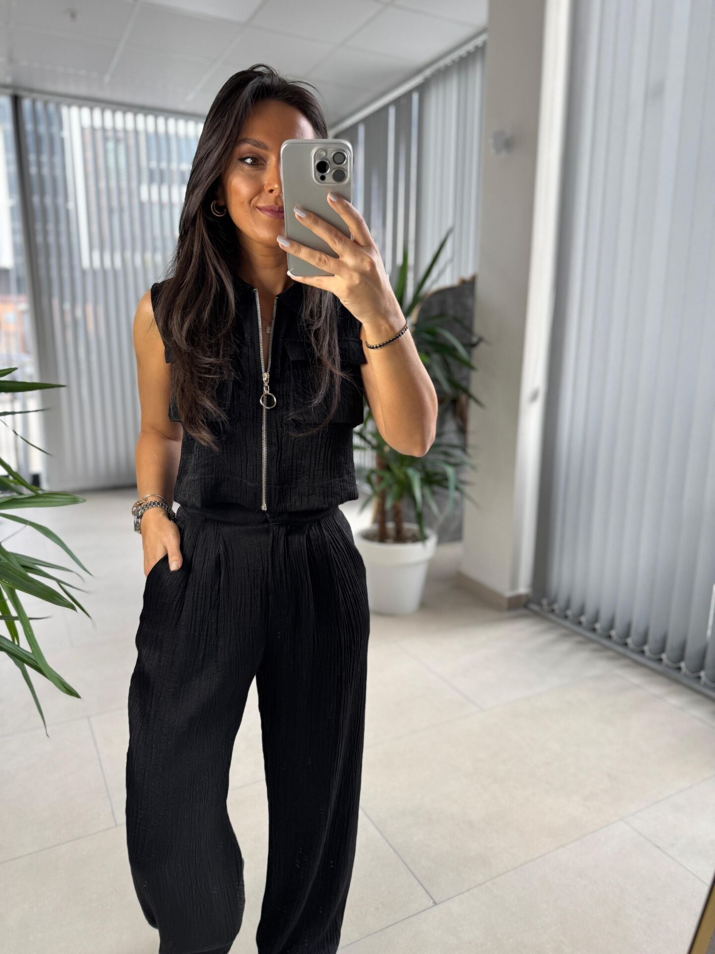 Art İthal Yelekli Siyah Takım