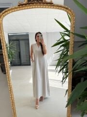 La 680 Zincir Kemerli Hakim V Yaka Taş Tensel Elbise