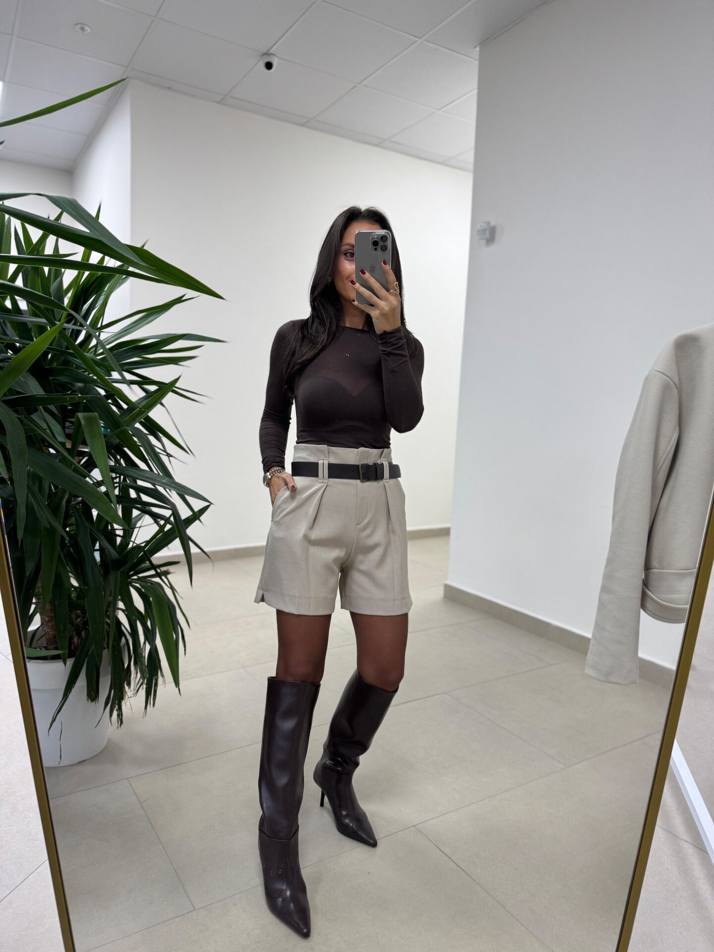 Dv 72152 Kendinden Kemerli Yüksek Bel Şort