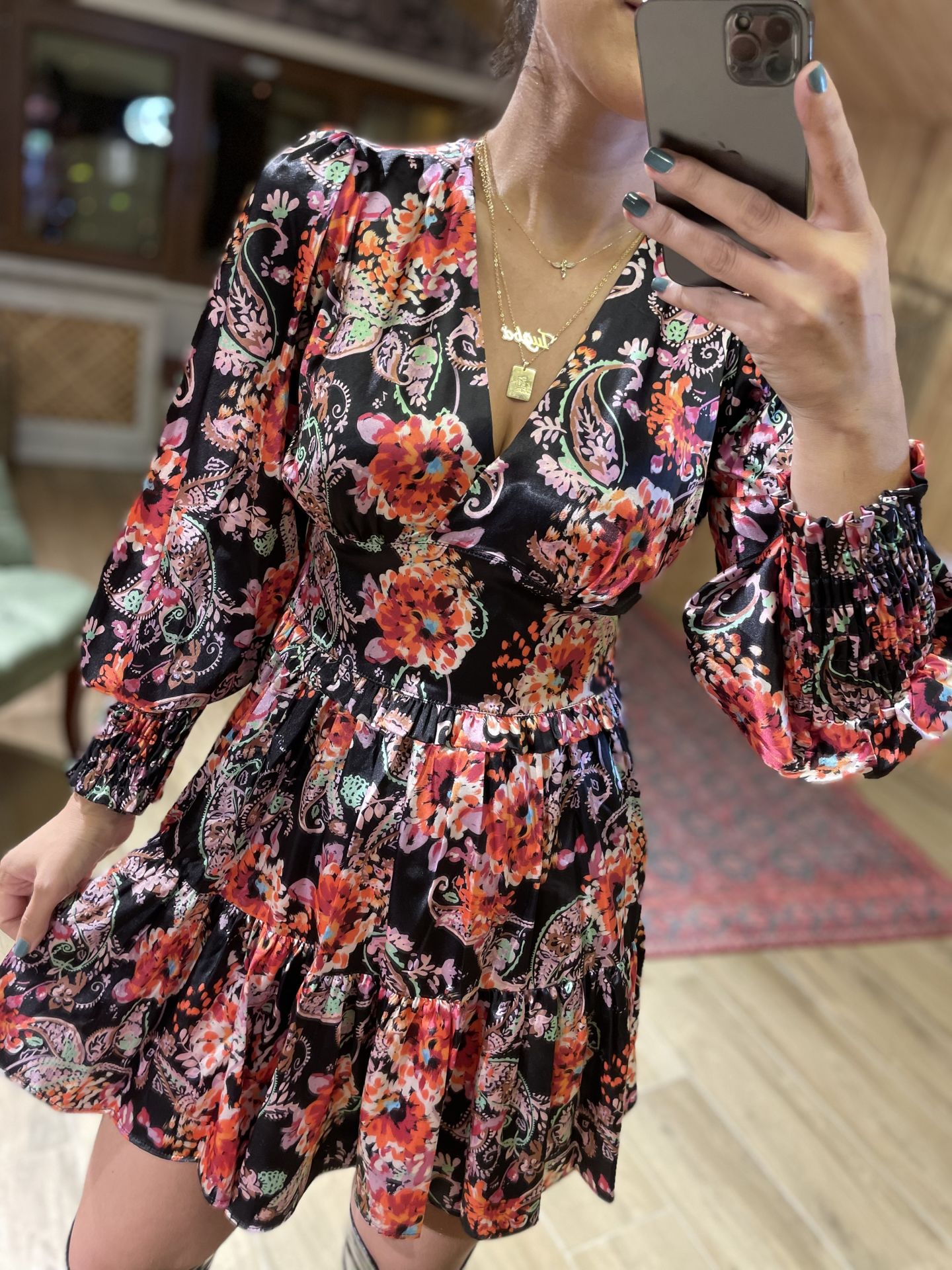 Kruvaze mini saten elbise