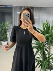 My 3578 Fiyonk Broşlu Siyah Elbise