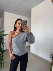 Nn 4433 Tek Omuz Boncuk Detaylı Gri Triko Kazak