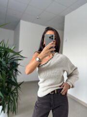 Nn 4433 Tek Omuz Boncuk Detaylı Vizon Triko Kazak