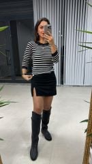 Siyah Beyaz Çizgili Triko