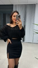 Sg Ajurlu v Yaka Siyah Triko